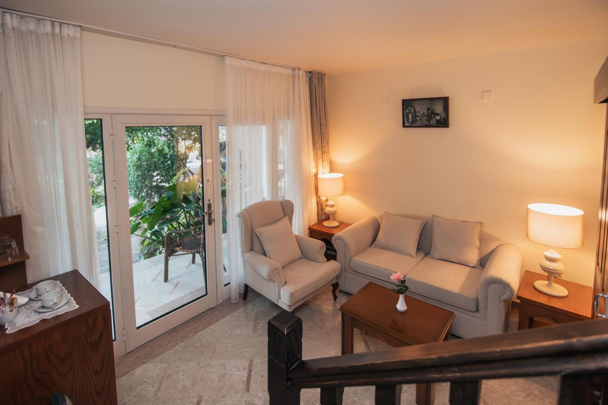 Bellapais Gardens Hostel Luaran gambar